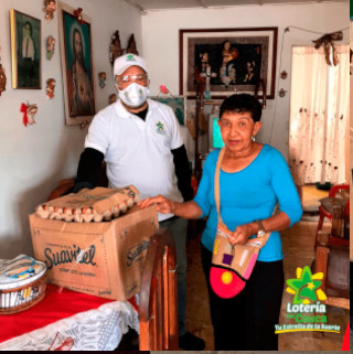 Lotería del Cauca entrega ayudas humanitarias a los Loteros